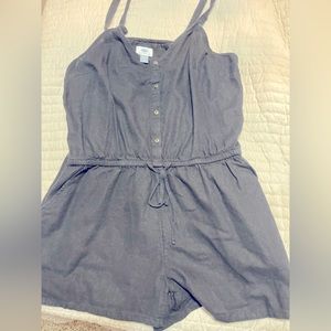 Short pants romper